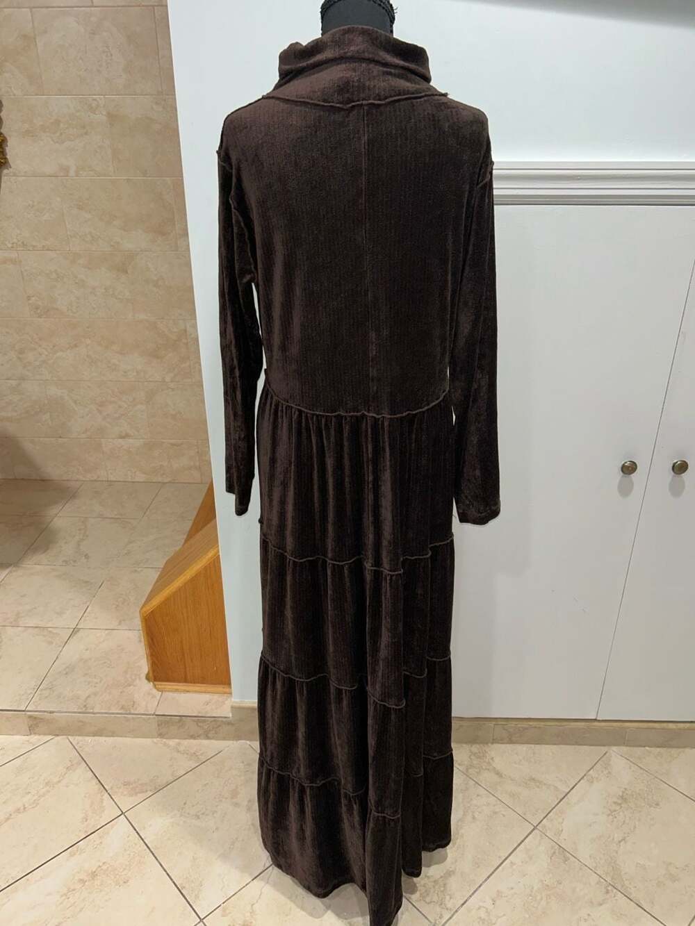 Riki Roy Brown Corduroy Tiered Maxi Dress Mock Neck Long Sleeve Size M - Picture 4 of 7